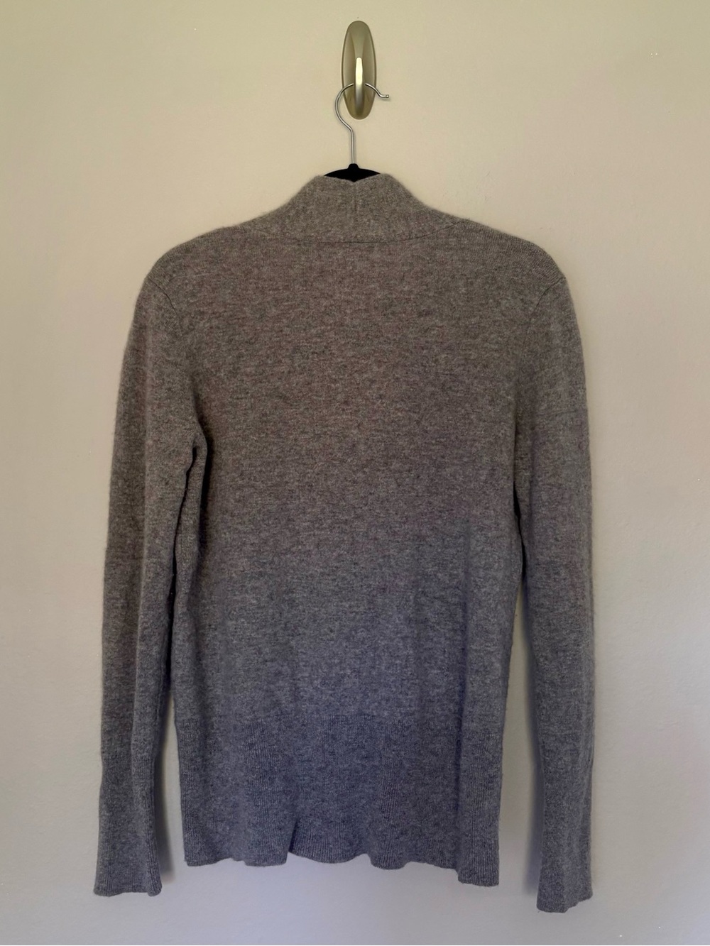 Sundance 100% Cashmere Wrap-Front Sweater Heathered Gray Long Sleeve Size L - Picture 8 of 8